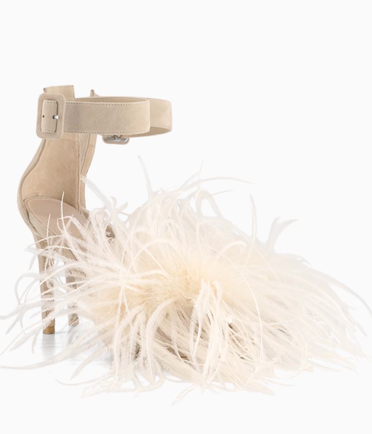 FABULOUS FEATHERS BEIGE